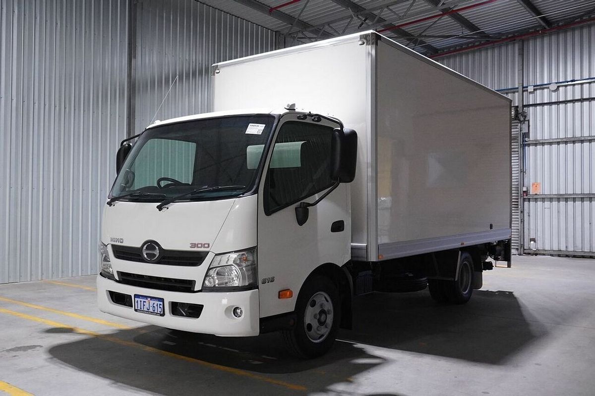 2020 Hino 300 616 Medium XZU710R 4x2