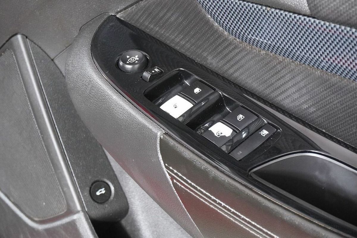 2014 Holden Commodore SV6 VF