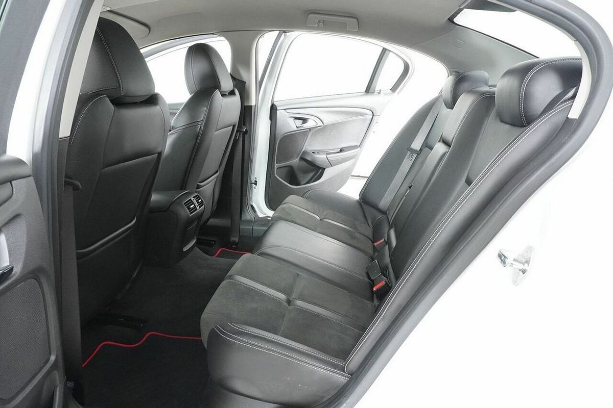 2017 Holden Commodore SV6 VF II MY17