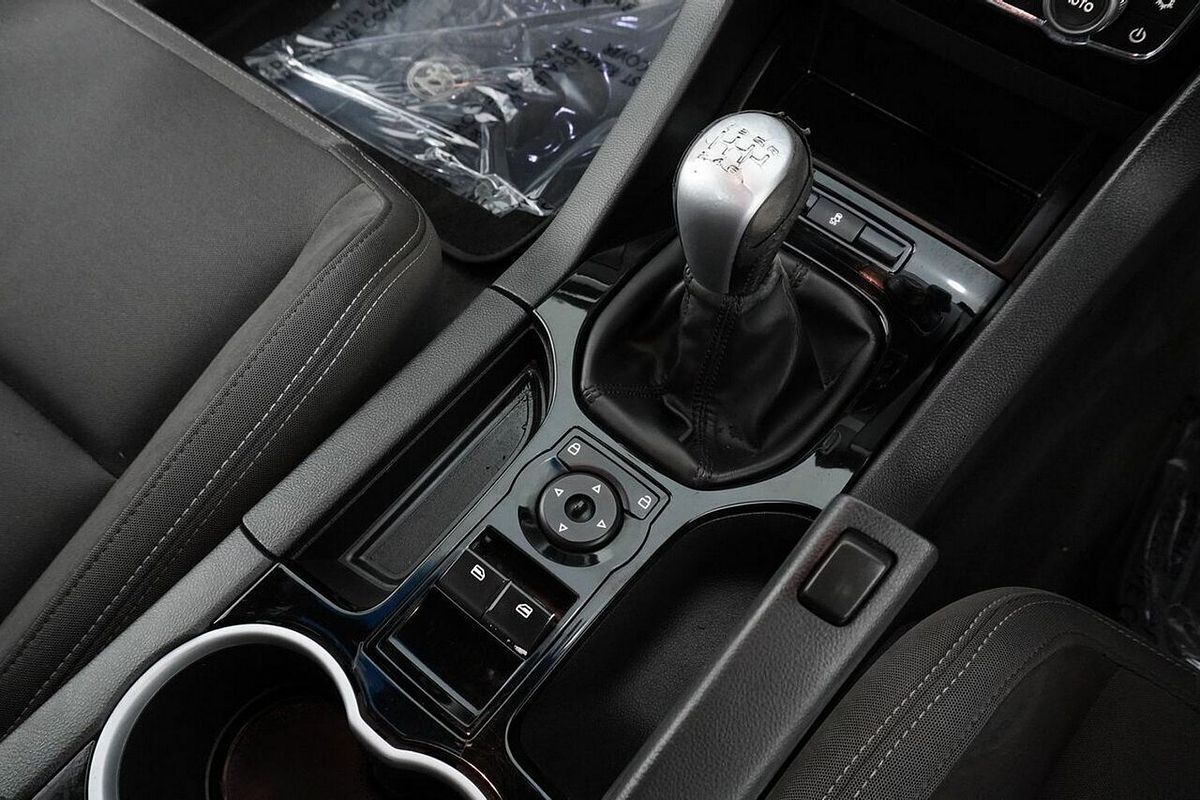 2012 Holden Special Vehicles Maloo R8 V3 MY12 Rear Wheel Drive