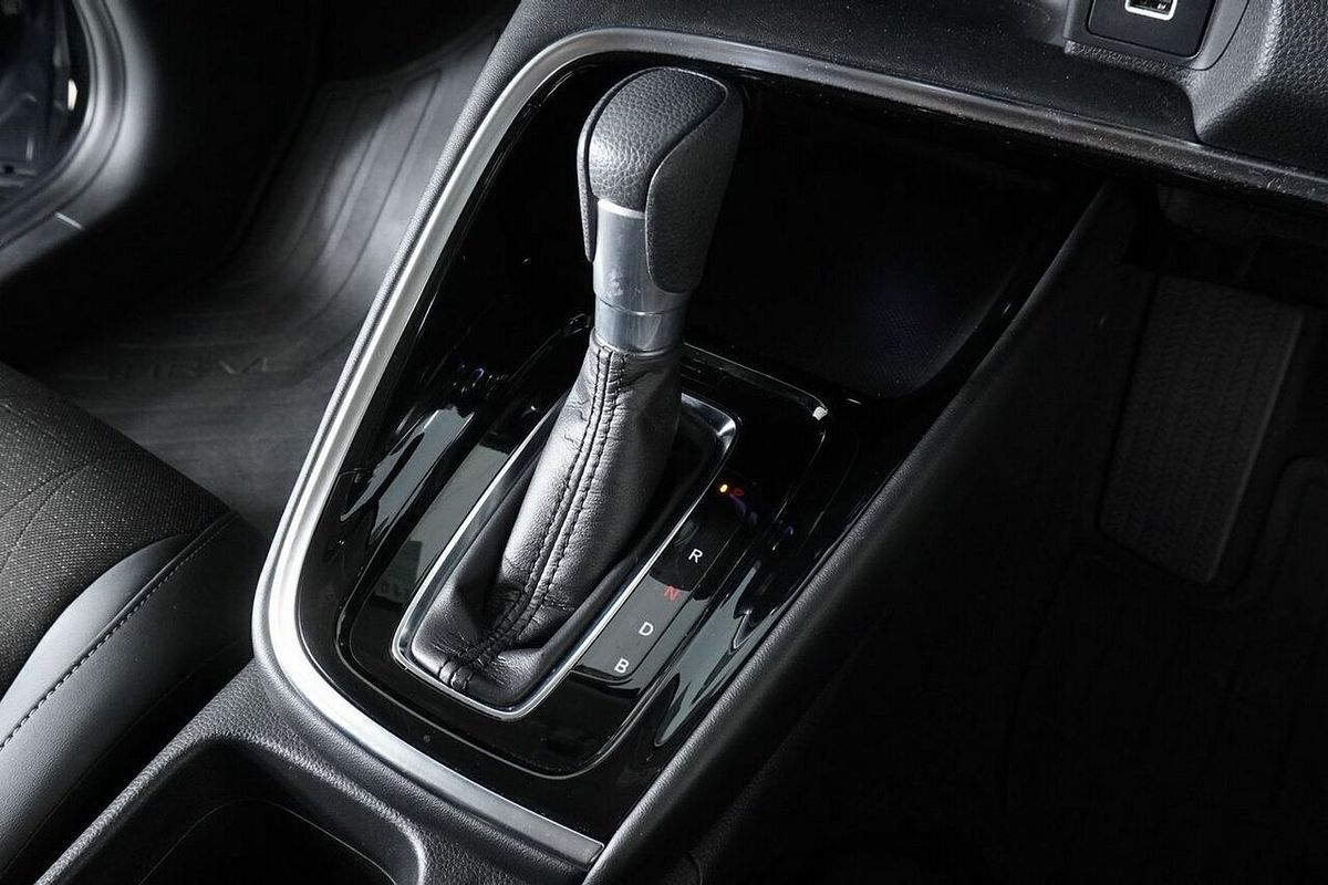 2022 Honda HR-V e:HEV L MY22