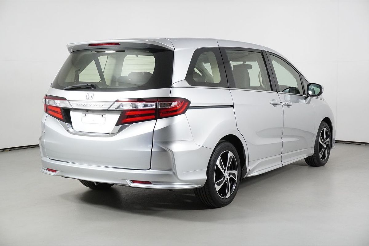 2016 Honda Odyssey VTi-L RC MY16