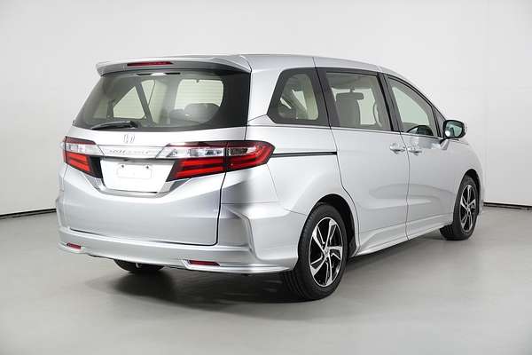 2016 Honda Odyssey VTi-L RC MY16