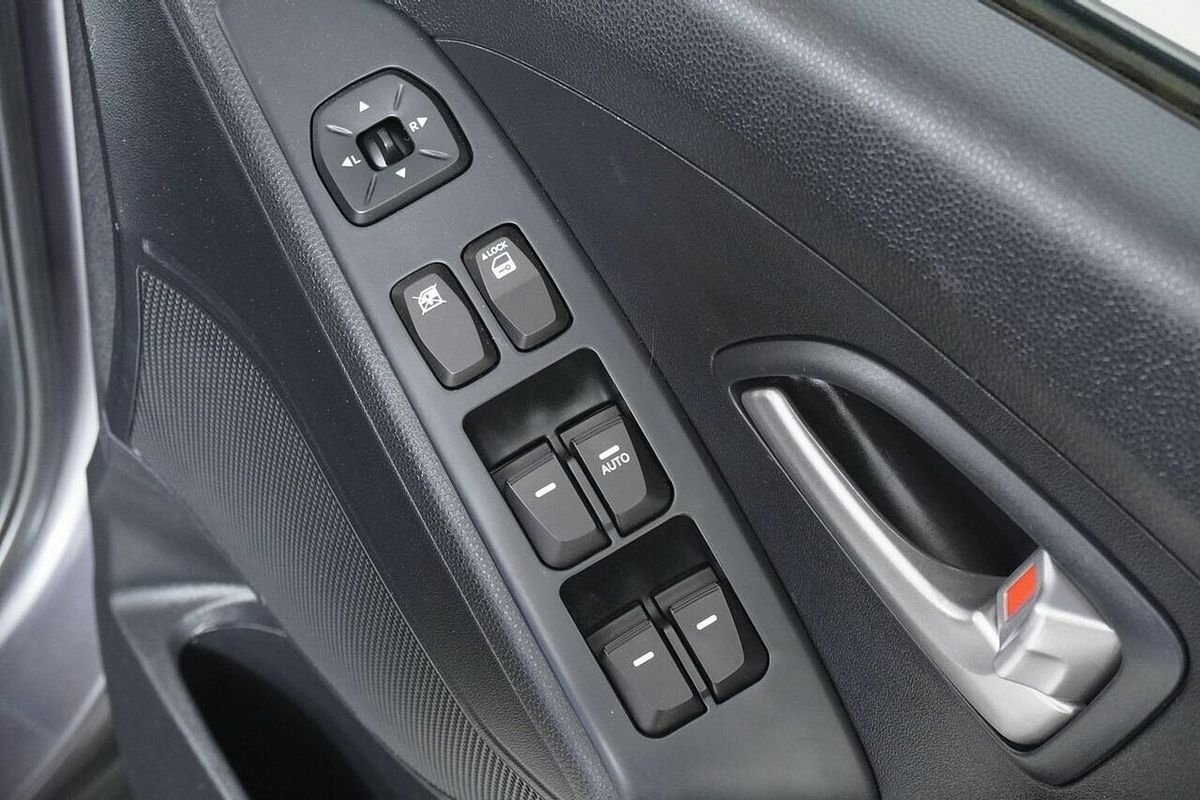 2013 Hyundai ix35 Active (FWD) LM MY13