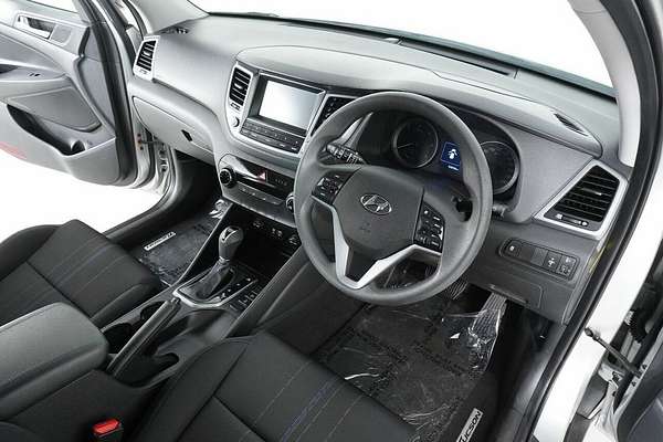 2017 Hyundai Tucson Active (FWD) TL Upgrade