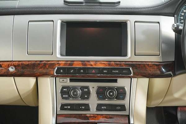 2014 Jaguar XF 2.2D Premium Luxury MY13