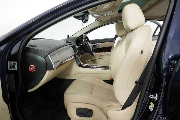 2014 Jaguar XF 2.2D Premium Luxury MY13