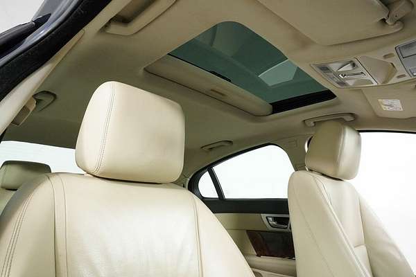 2014 Jaguar XF 2.2D Premium Luxury MY13