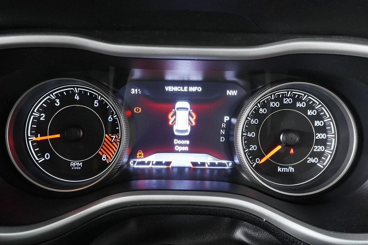 2015 Jeep Cherokee Trailhawk (4x4) KL MY15