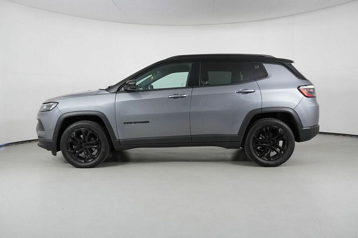 2023 Jeep Compass Night Eagle M6 MY23