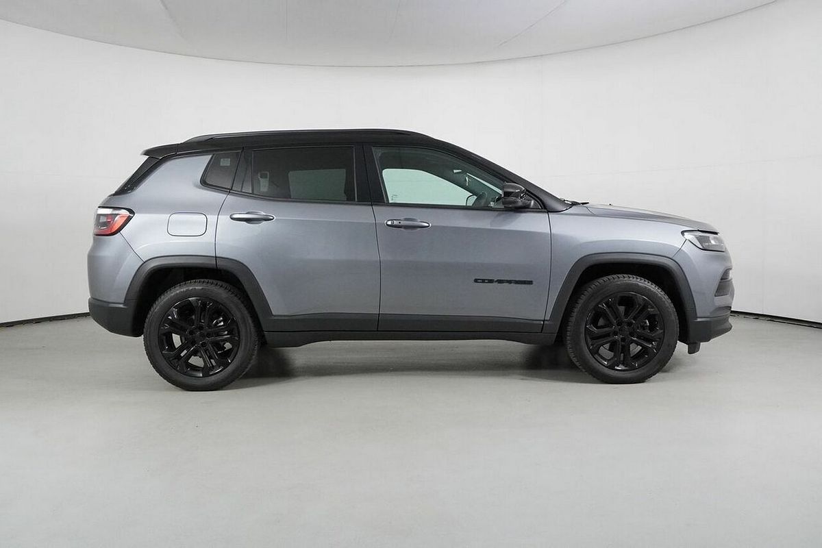 2023 Jeep Compass Night Eagle M6 MY23