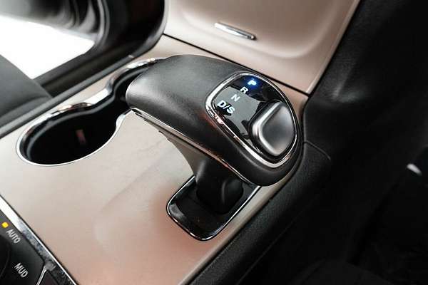 2014 Jeep Grand Cherokee Laredo (4x4) WK MY14