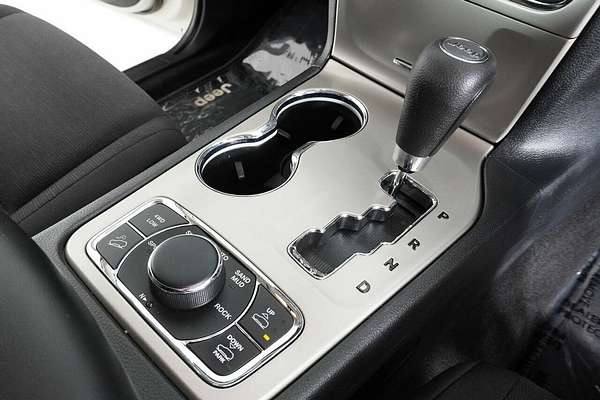 2012 Jeep Grand Cherokee Laredo (4x4) WK