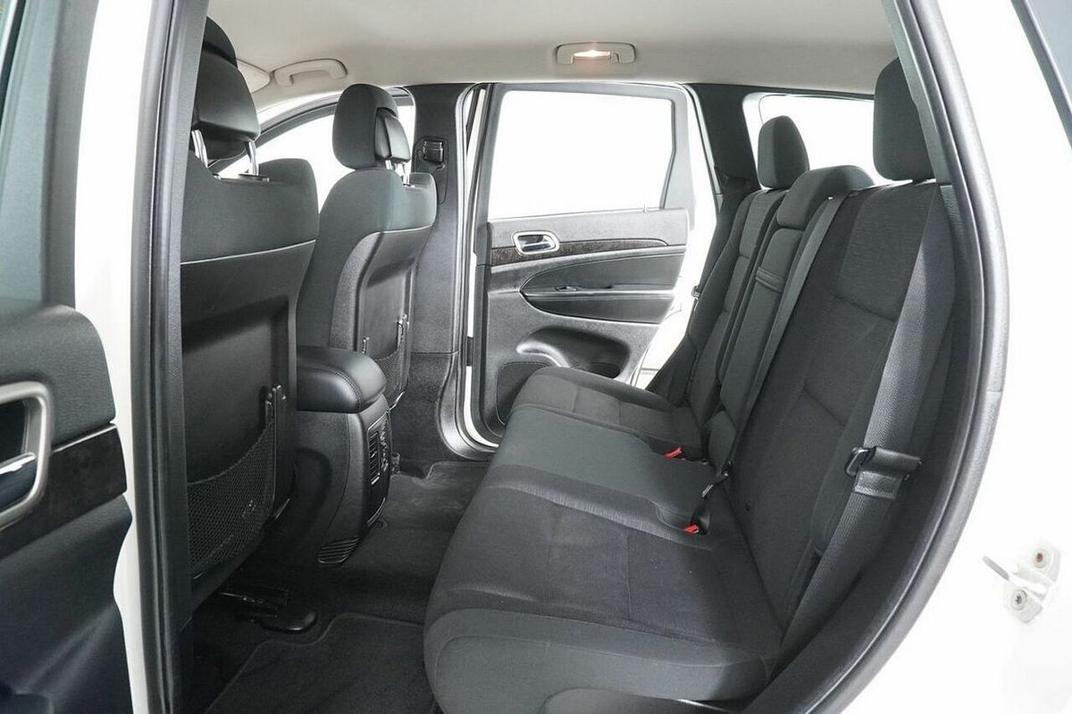 2012 Jeep Grand Cherokee Laredo (4x4) WK
