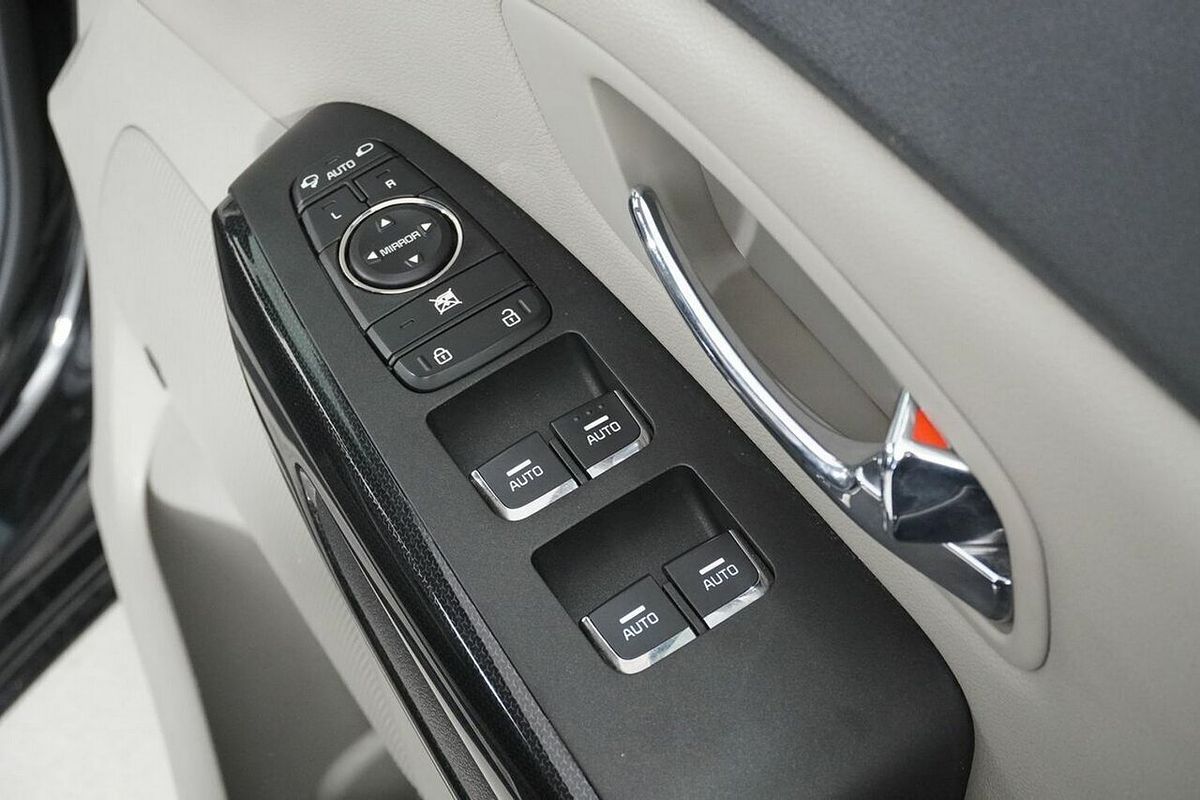 2020 Kia Carnival SLi YP PE MY20