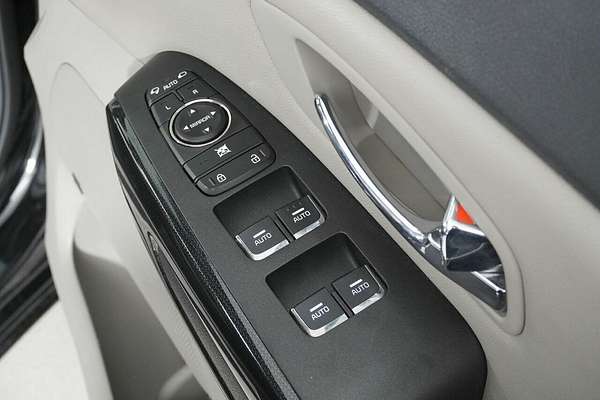 2020 Kia Carnival SLi YP PE MY20