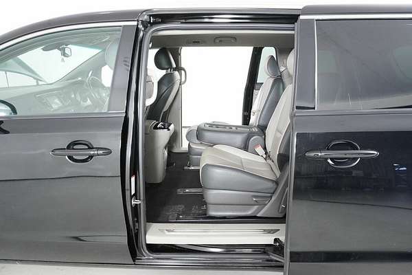 2017 Kia Carnival Platinum YP MY17