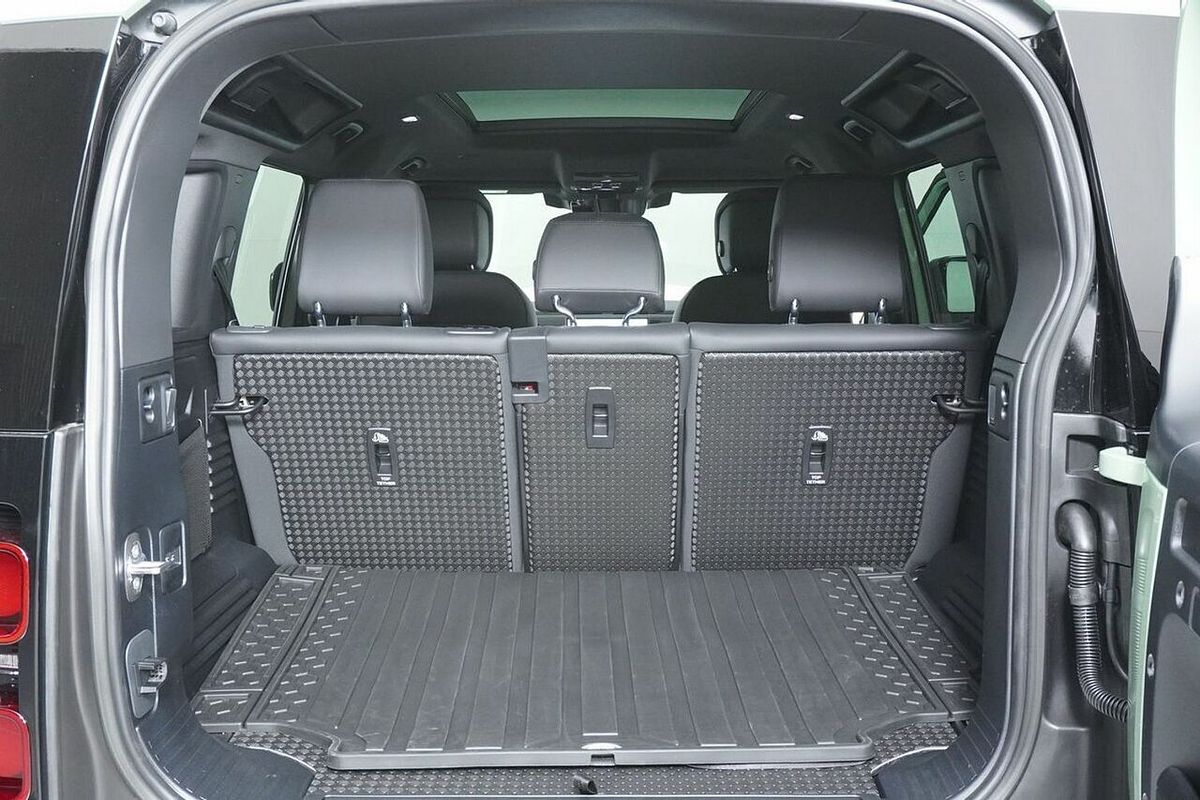 2022 Land Rover Defender 110 P400 75TH Edition L663 MY23.5