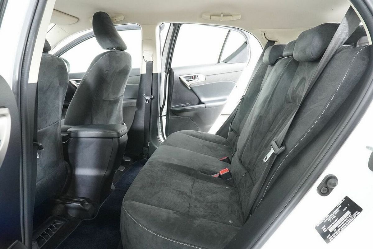 2016 Lexus CT 200H. Hybrid Luxury ZWA10R MY15