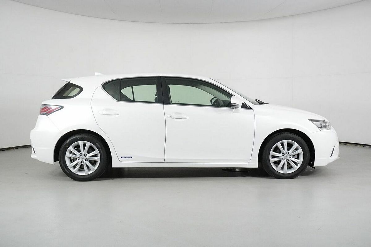 2016 Lexus CT 200H. Hybrid Luxury ZWA10R MY15