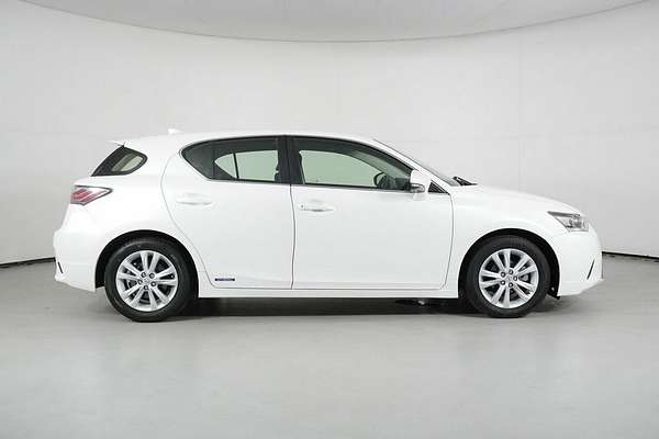 2016 Lexus CT 200H. Hybrid Luxury ZWA10R MY15