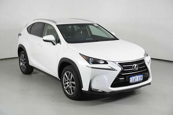 2016 Lexus NX200T Luxury (FWD) AGZ10R