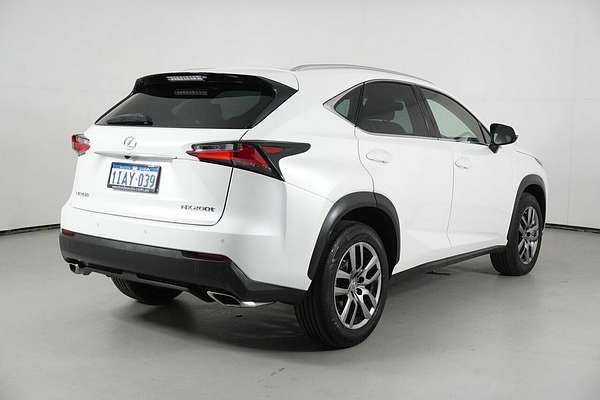2016 Lexus NX200T Luxury (FWD) AGZ10R