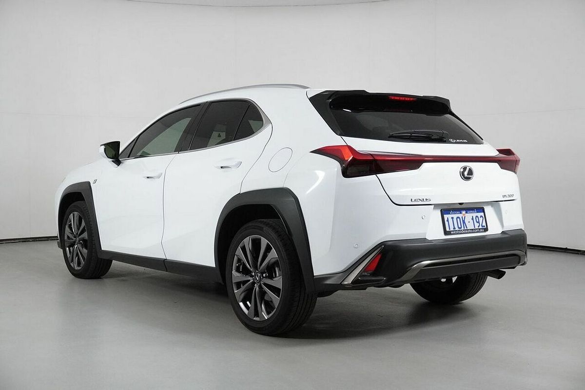 2021 Lexus UX200 F Sport MZAA10R