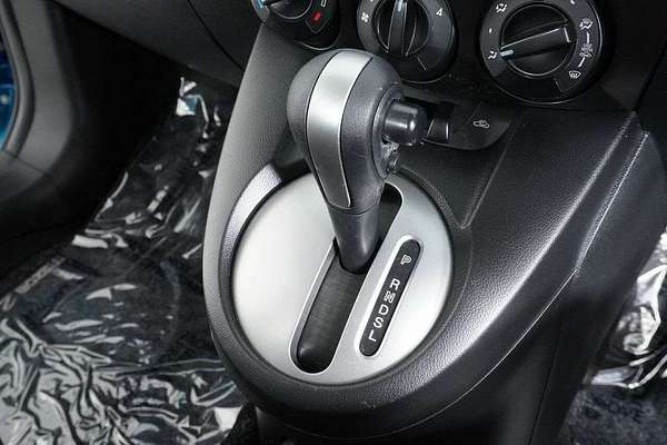 2013 Mazda 2 Neo DE MY13