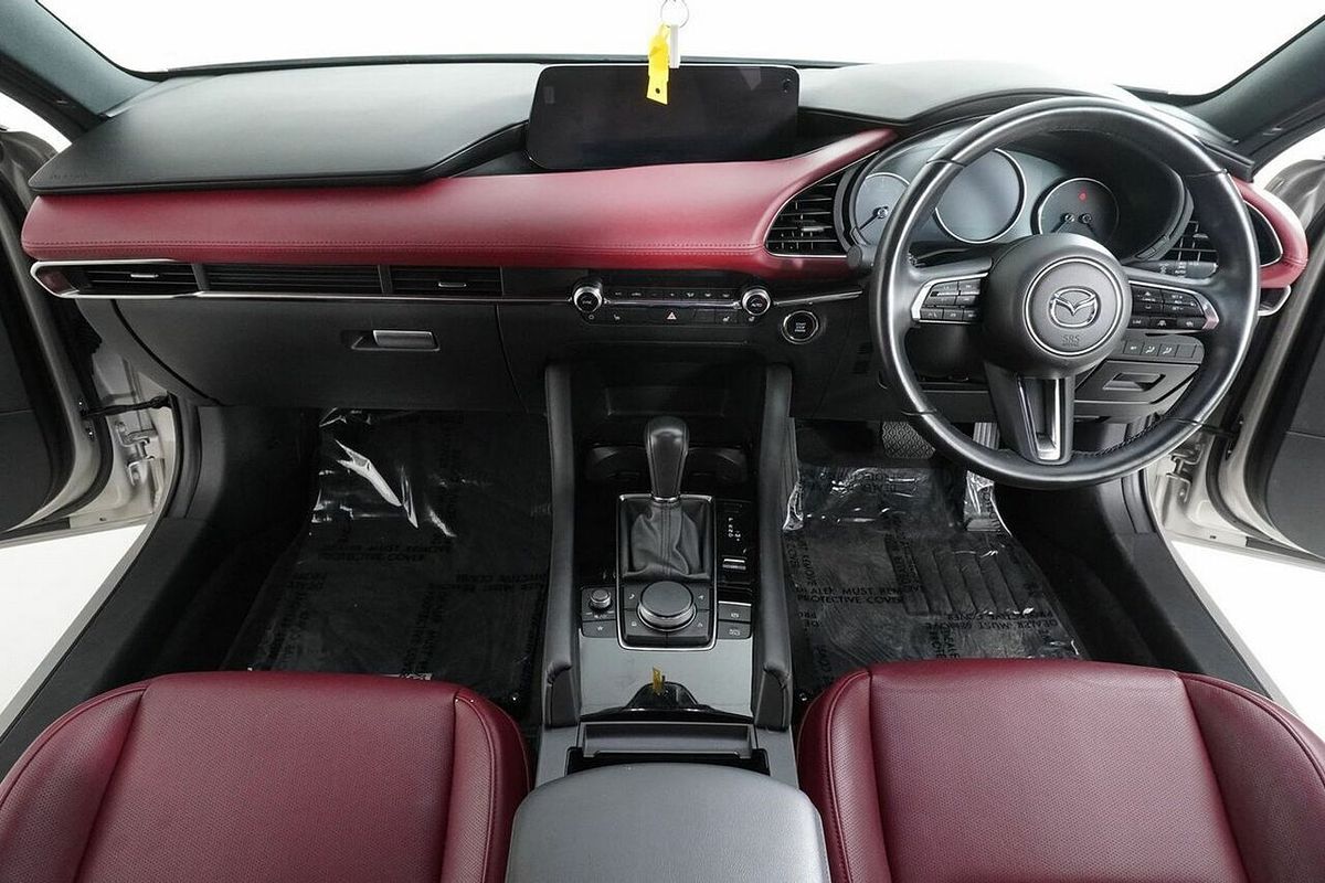 2023 Mazda 3 G25 Astina 300P