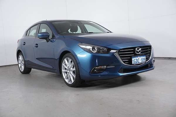 2016 Mazda 3 SP25