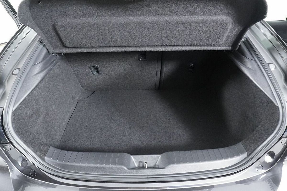 2024 Mazda 3 G25 Evolve SP 300Q