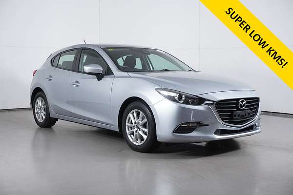 2017 Mazda 3 Neo