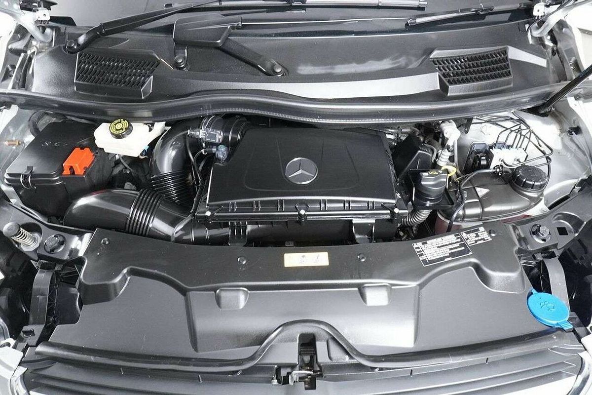 2020 Mercedes-Benz 220d MWB 447 MY20