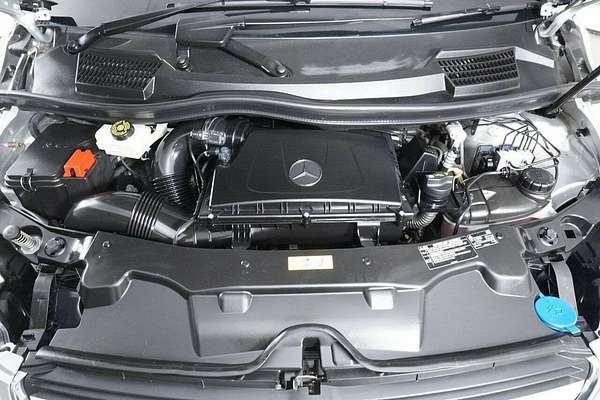 2020 Mercedes-Benz 220d MWB 447 MY20