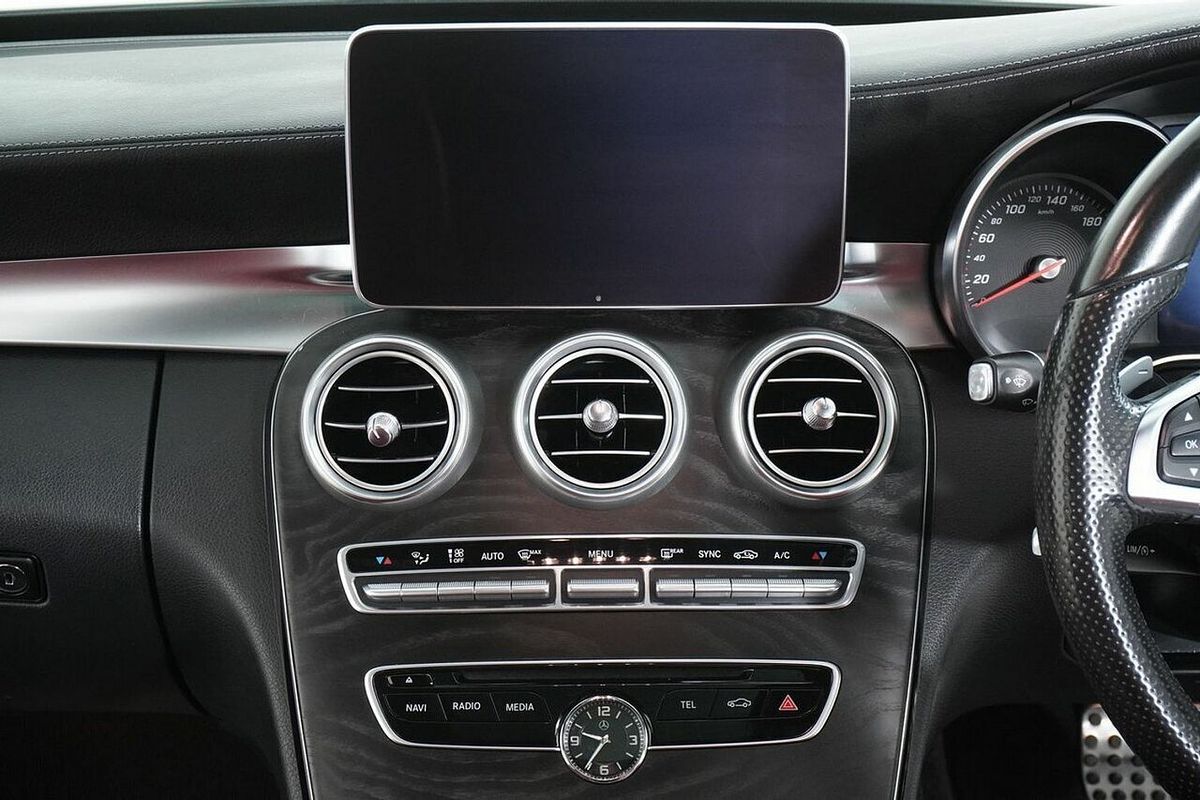 2014 Mercedes-Benz C250 205