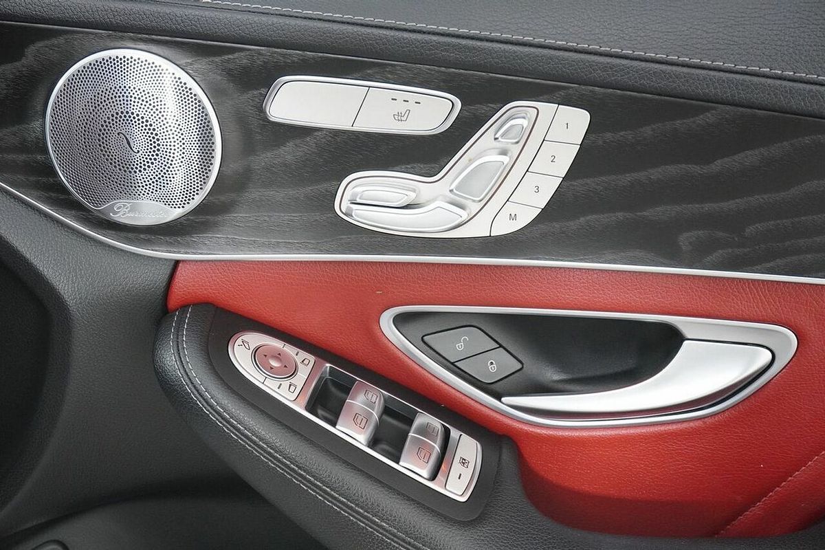 2014 Mercedes-Benz C250 205