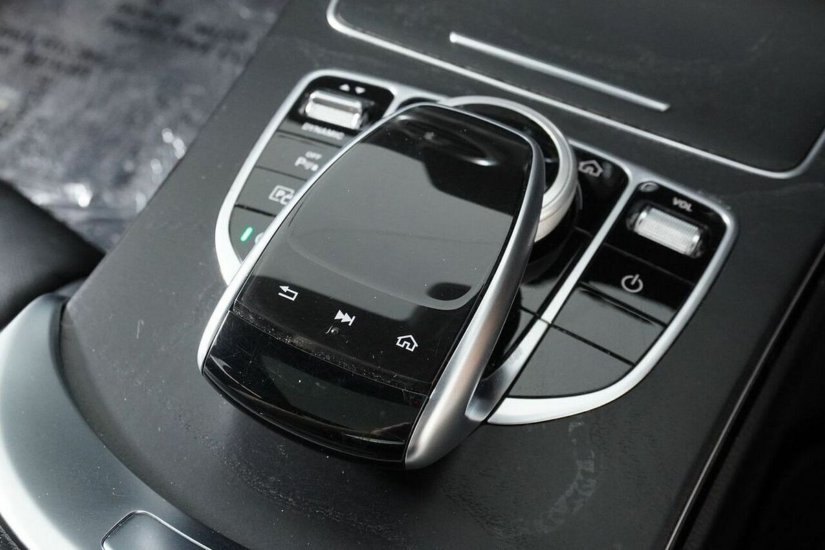 2019 Mercedes-Benz C300 205 MY19
