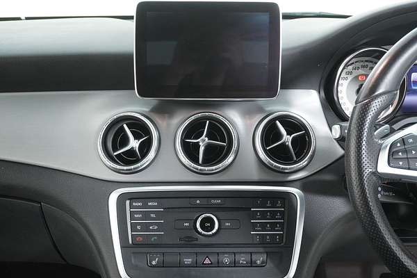 2016 Mercedes-Benz CLA200 Shooting Brake 117