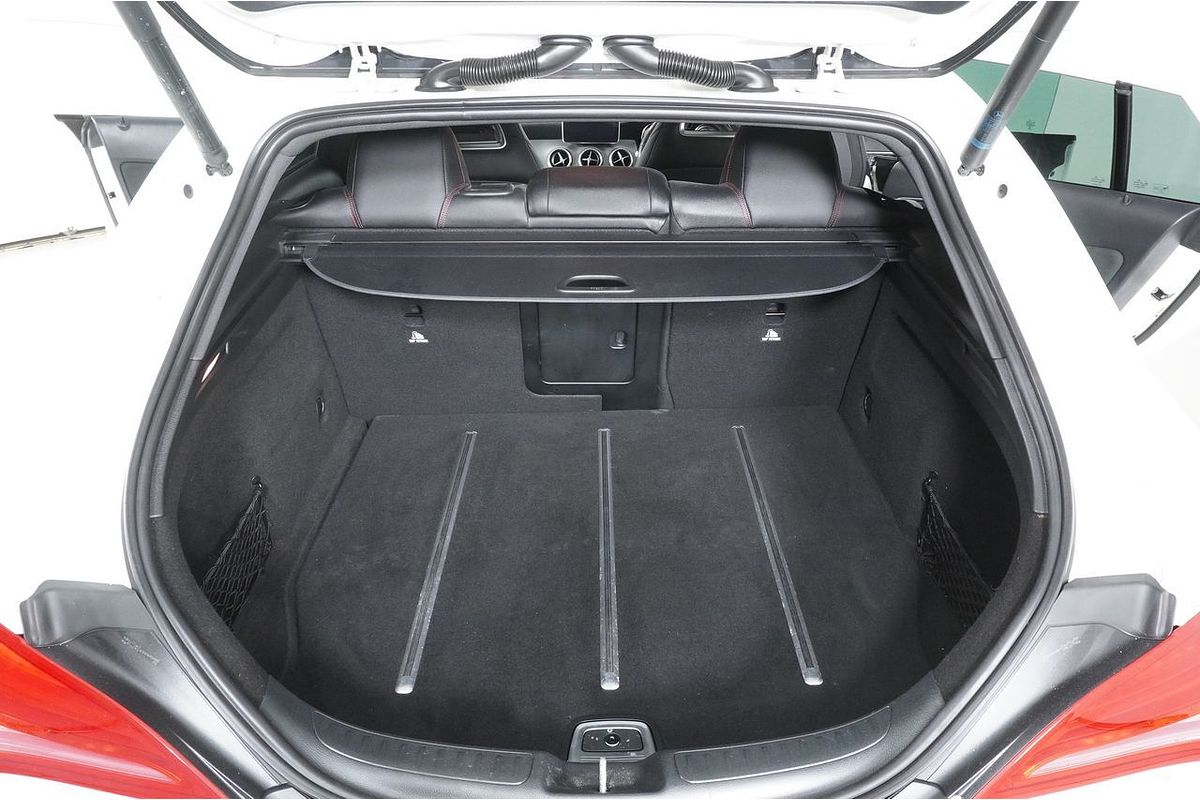 2016 Mercedes-Benz CLA200 Shooting Brake 117