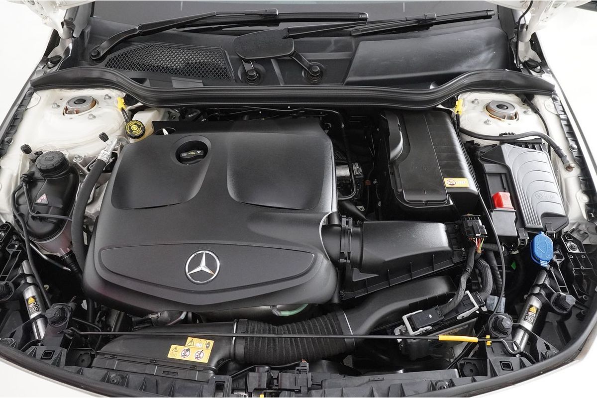 2016 Mercedes-Benz CLA200 Shooting Brake 117