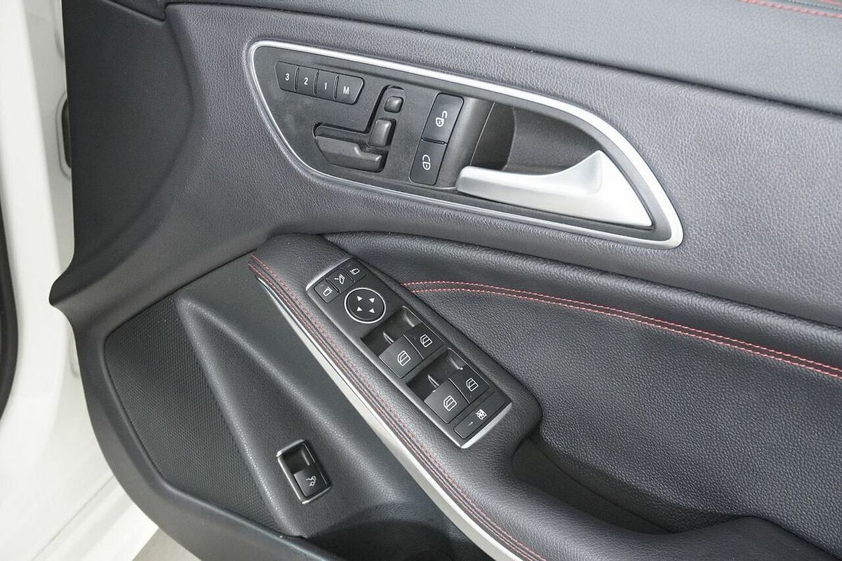 2014 Mercedes-Benz CLA250 4Matic 117