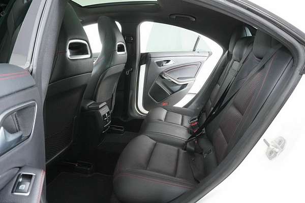 2014 Mercedes-Benz CLA250 4Matic 117