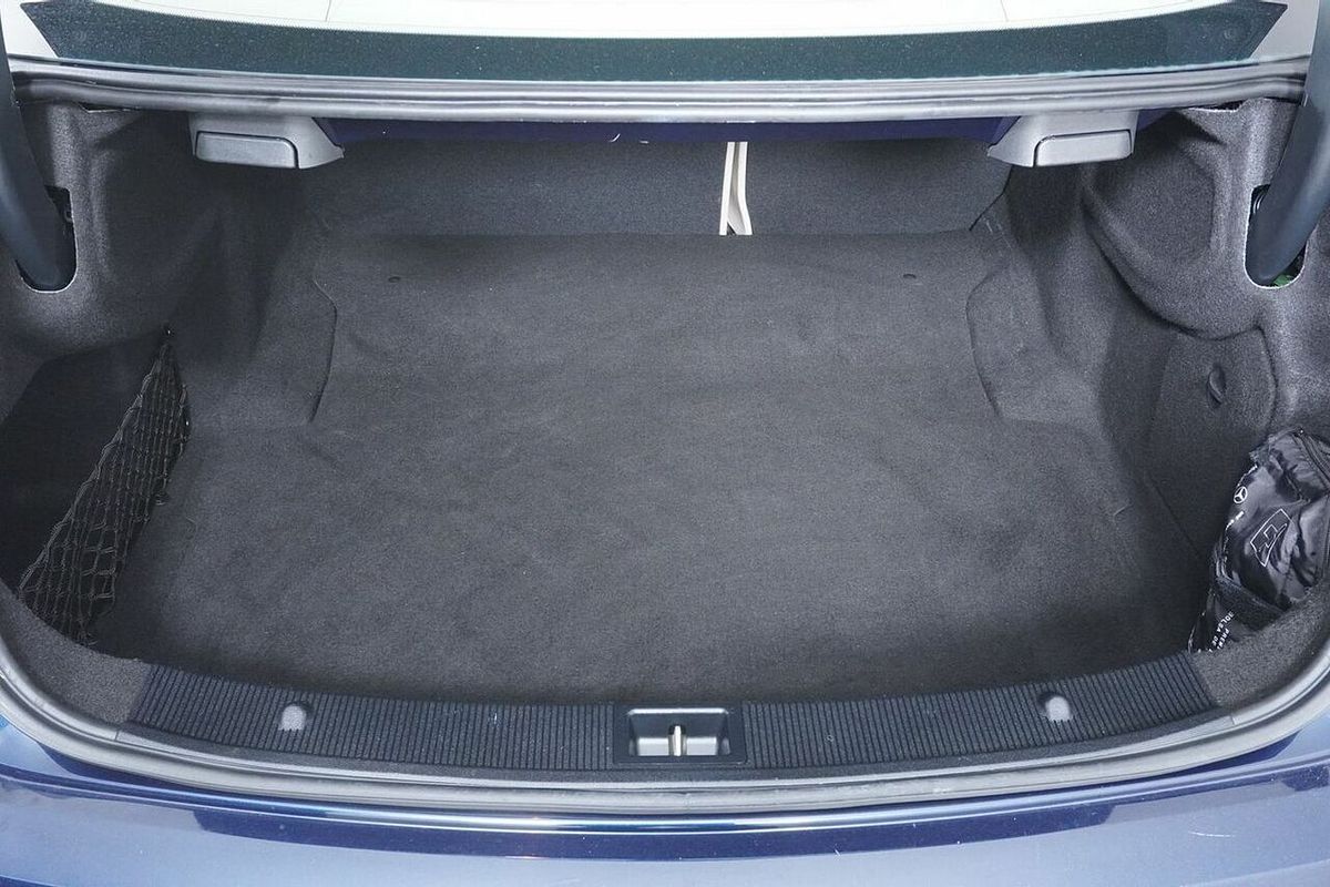 2014 Mercedes-Benz E400 207 MY14