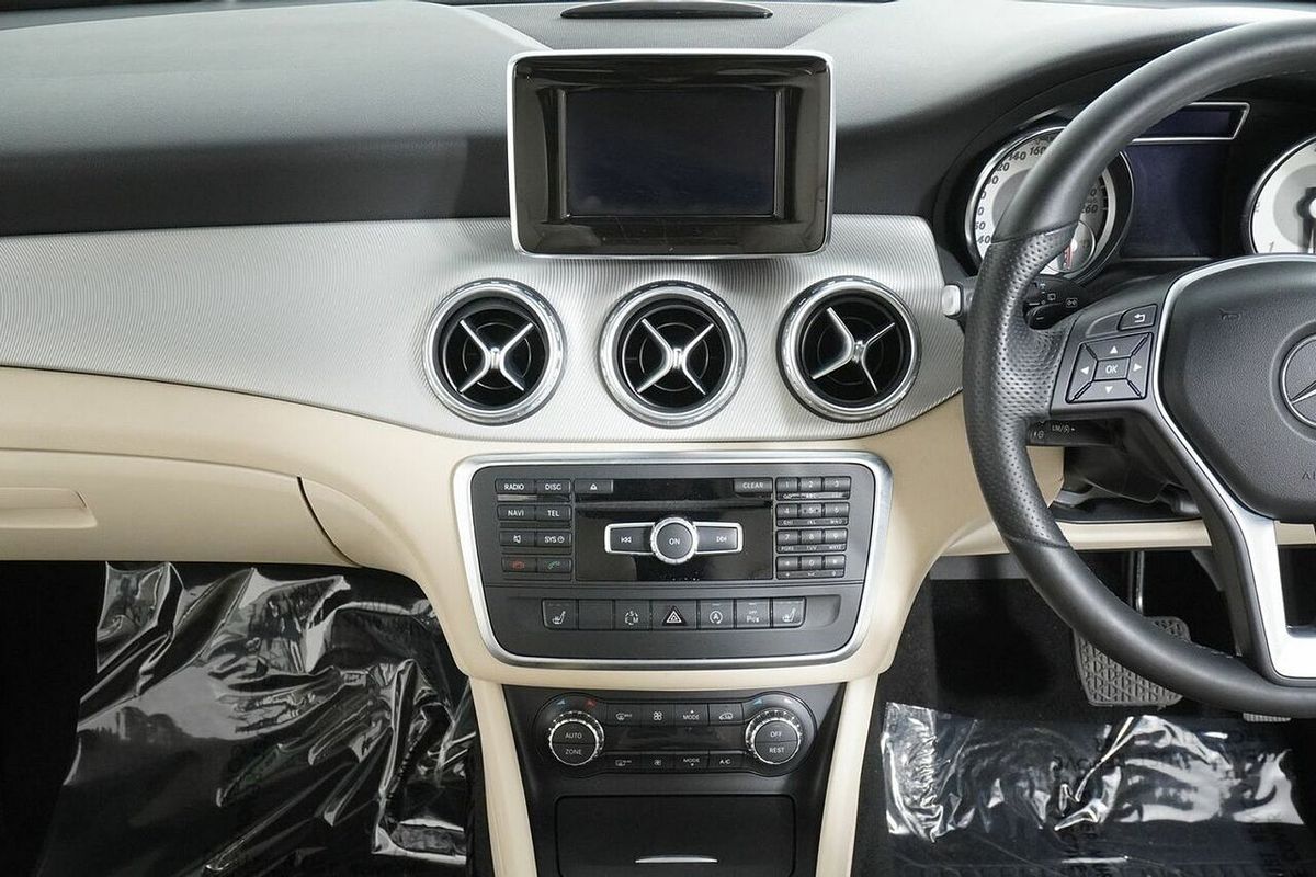 2015 Mercedes-Benz GLA200 CDI X156 MY15