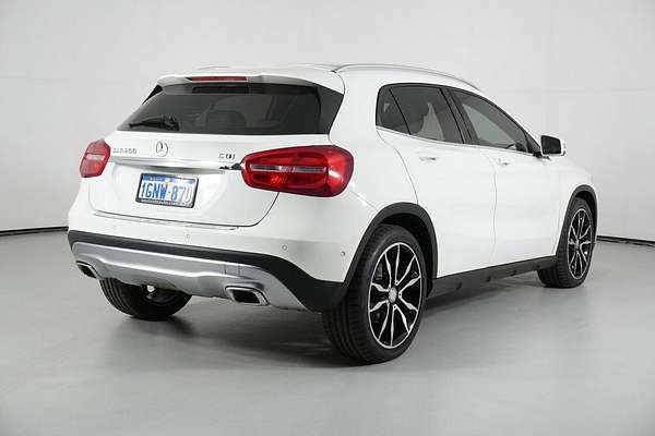 2015 Mercedes-Benz GLA200 CDI X156 MY15