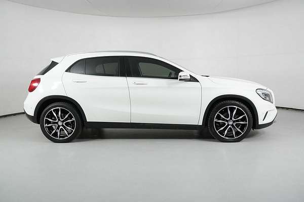 2015 Mercedes-Benz GLA200 CDI X156 MY15