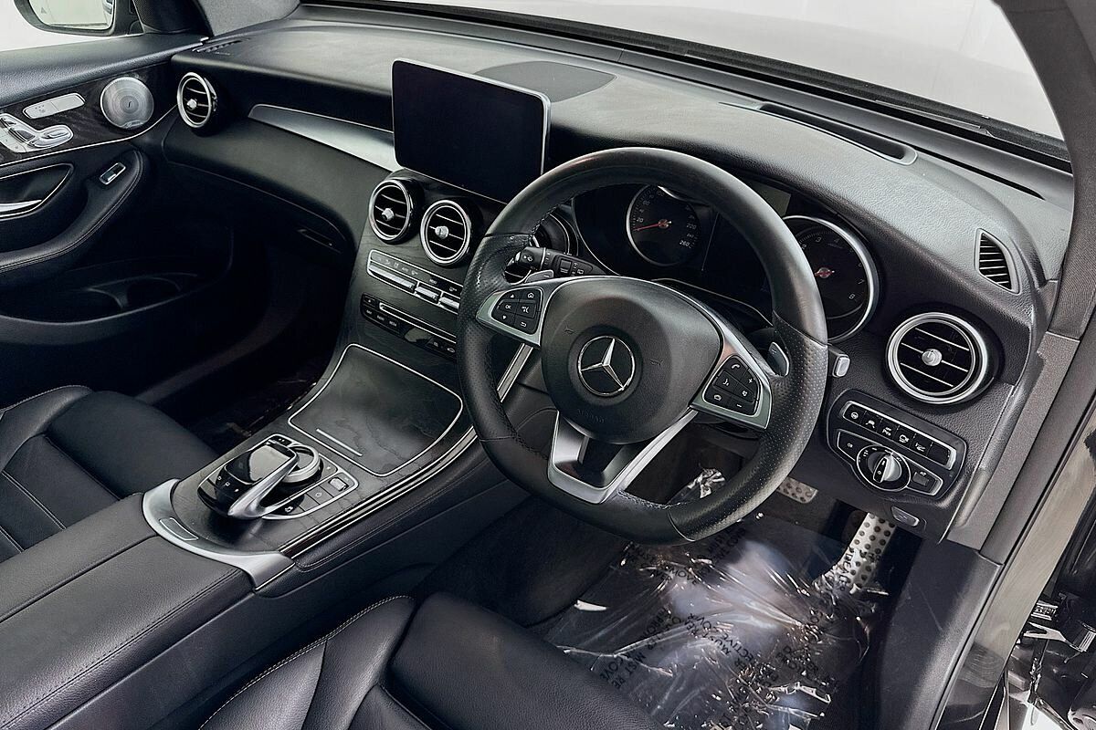 2016 Mercedes-Benz GLC250 253