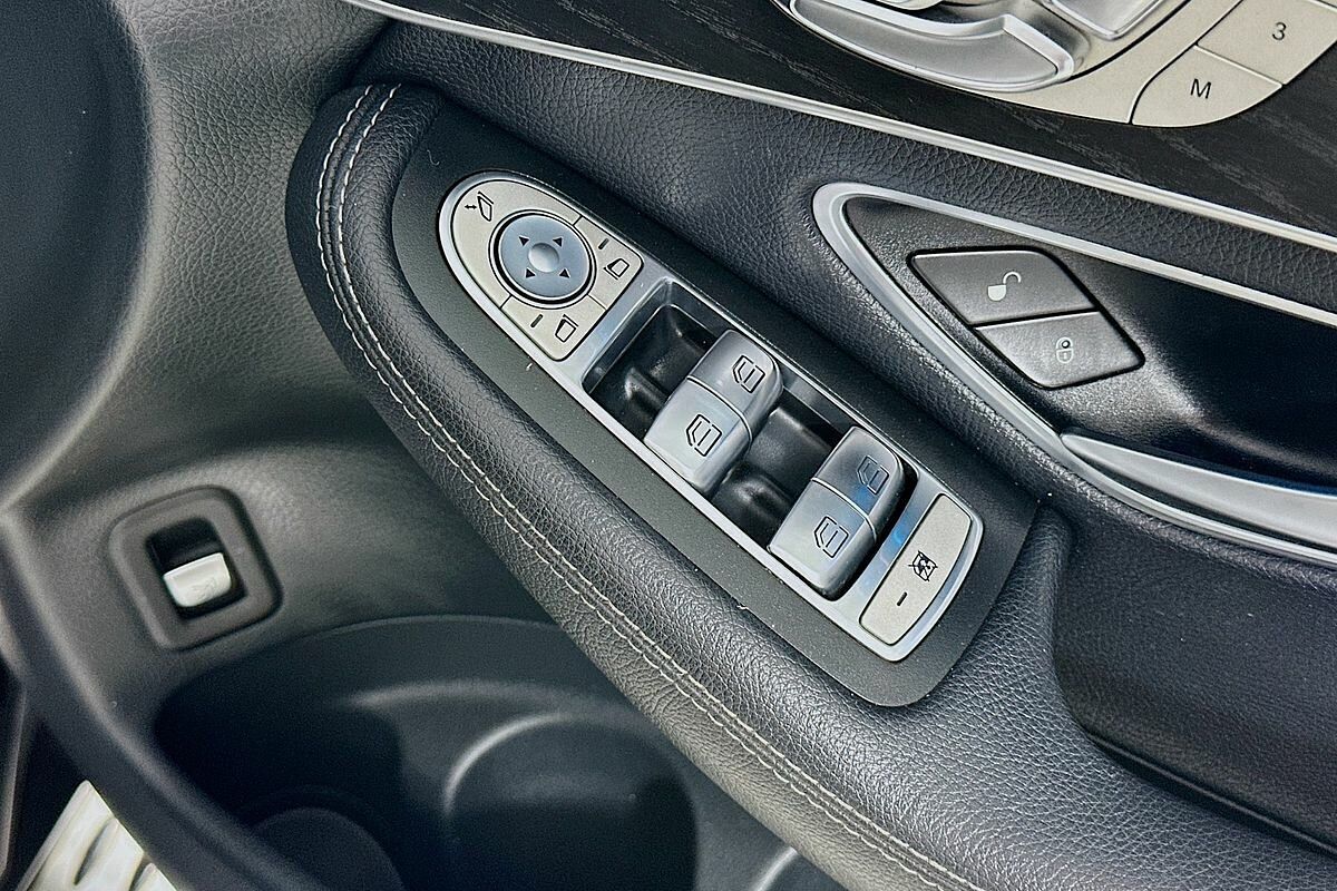 2016 Mercedes-Benz GLC250 253