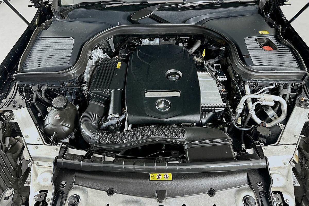 2016 Mercedes-Benz GLC250 253